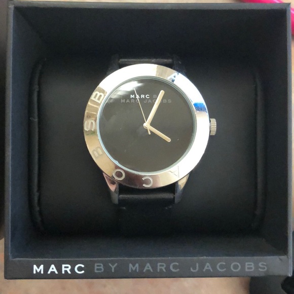 Marc Jacobs Accessories - Marc Jacobs Black Leather Watch